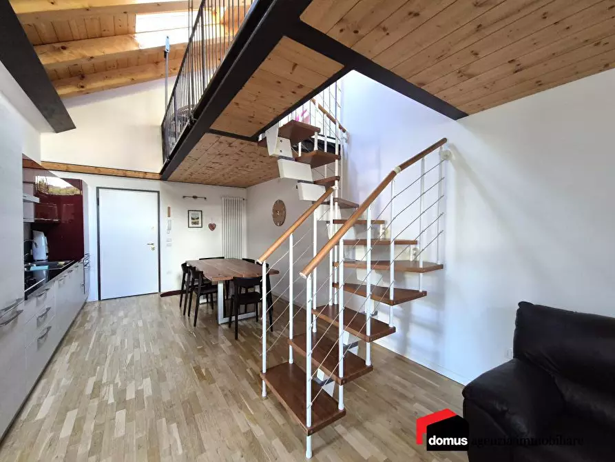 Immagine 1 di Appartamento in vendita  a Tonezza Del Cimone