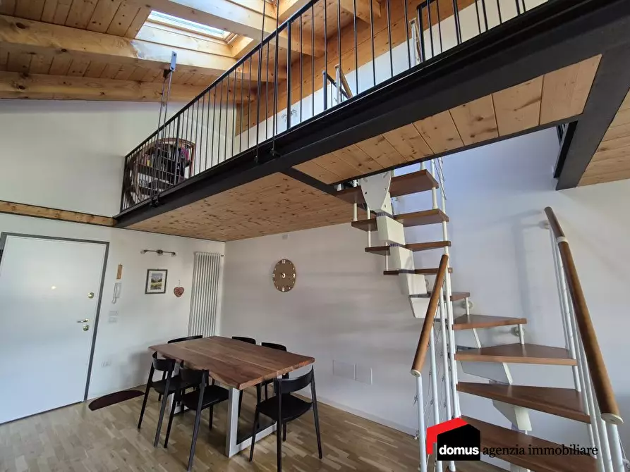 Immagine 1 di Appartamento in vendita  a Tonezza Del Cimone