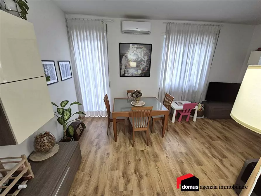 Immagine 3 di Appartamento in vendita  a Schio