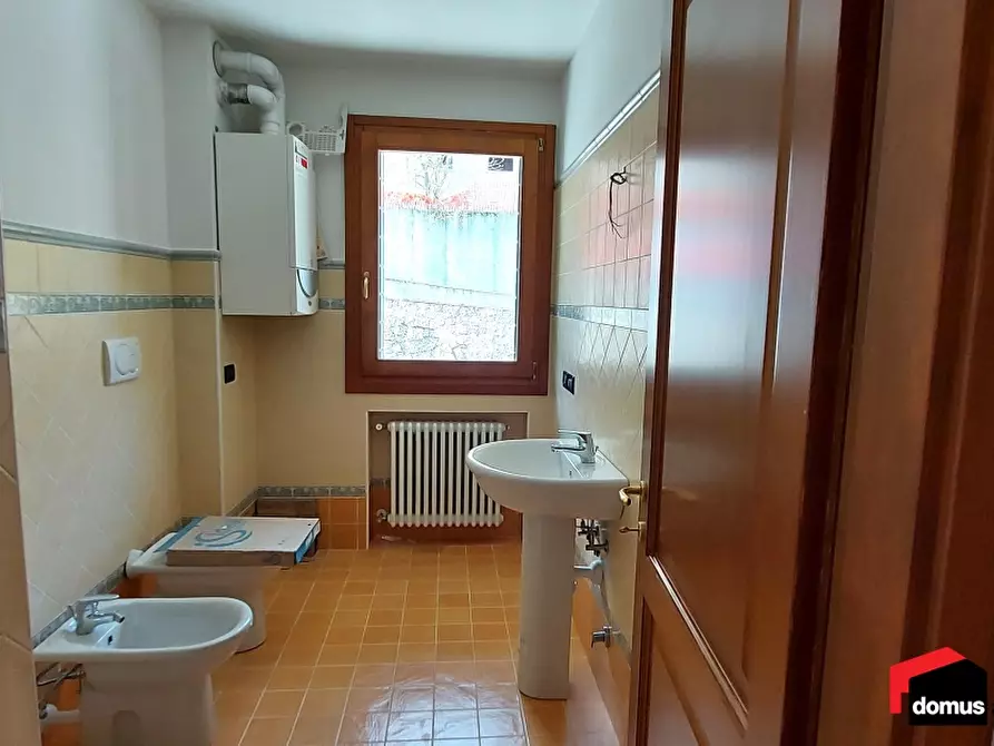 Immagine 8 di Appartamento in vendita  a Tonezza Del Cimone