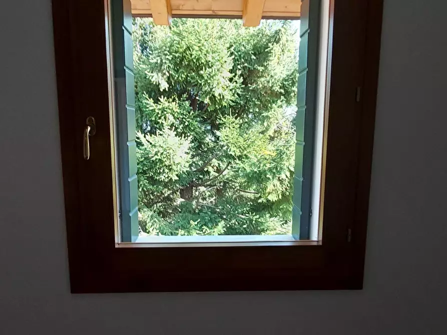 Immagine 10 di Appartamento in vendita  a Tonezza Del Cimone