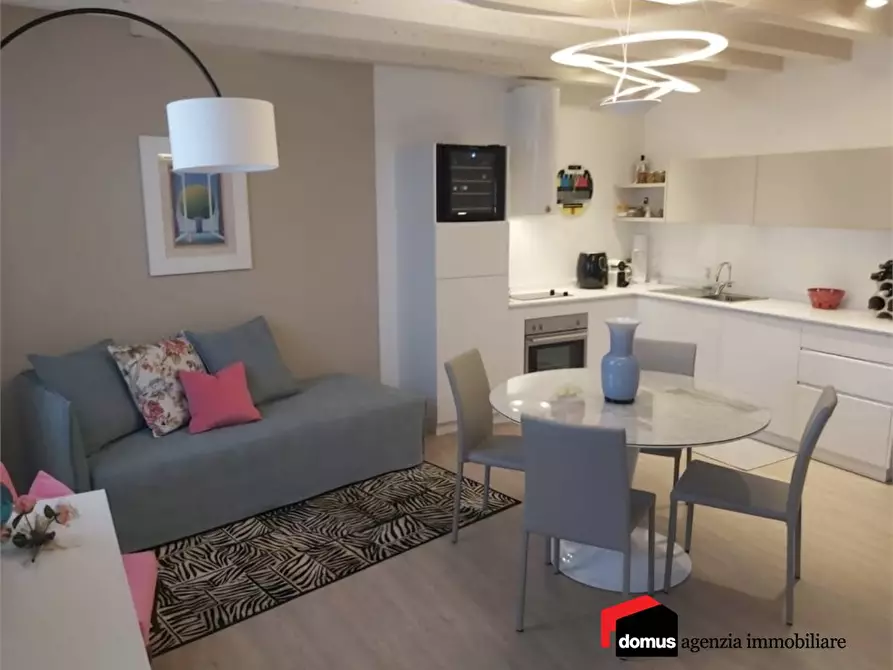Immagine 1 di Appartamento in vendita  a Thiene