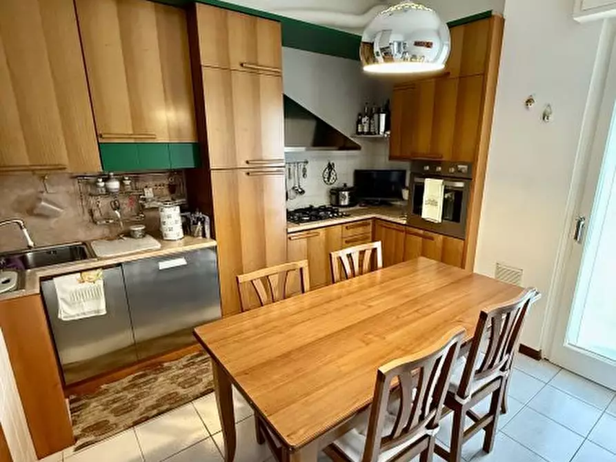 Immagine 3 di Appartamento in vendita  a Lugo Di Vicenza