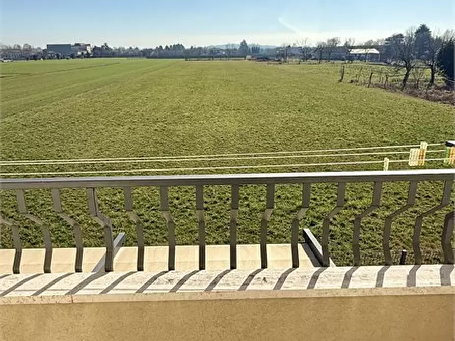 Immagine 4 di Appartamento in vendita  a Thiene