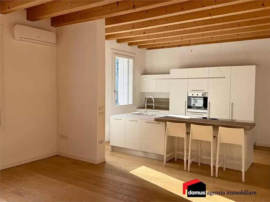 Immagine 3 di Appartamento in vendita  a Thiene