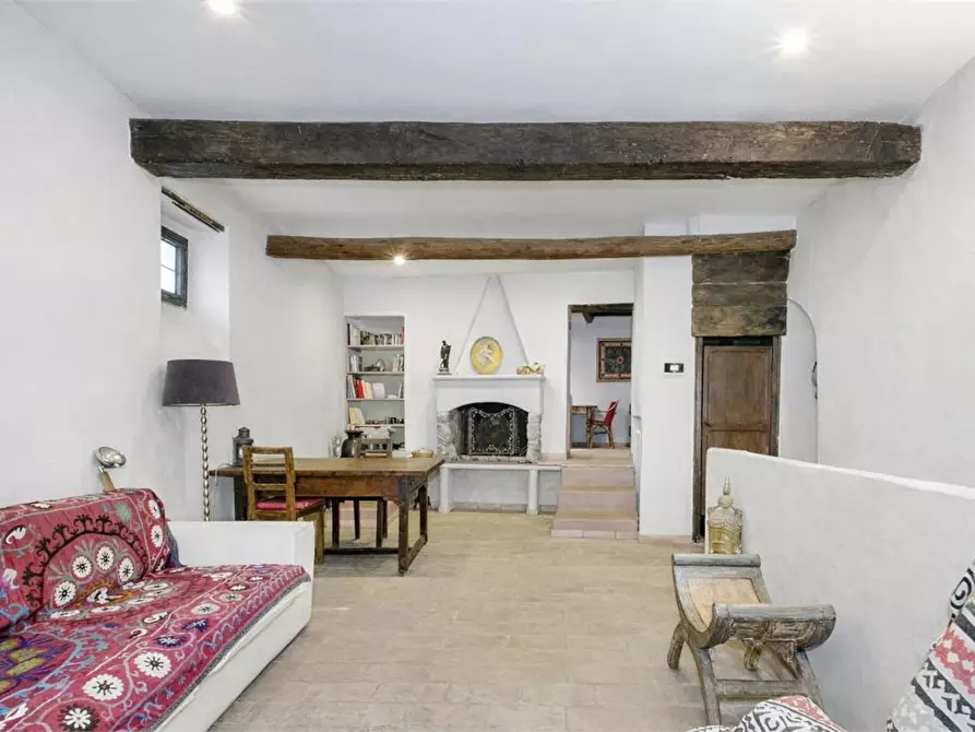 Immagine 7 di Appartamento in vendita  a Sutri