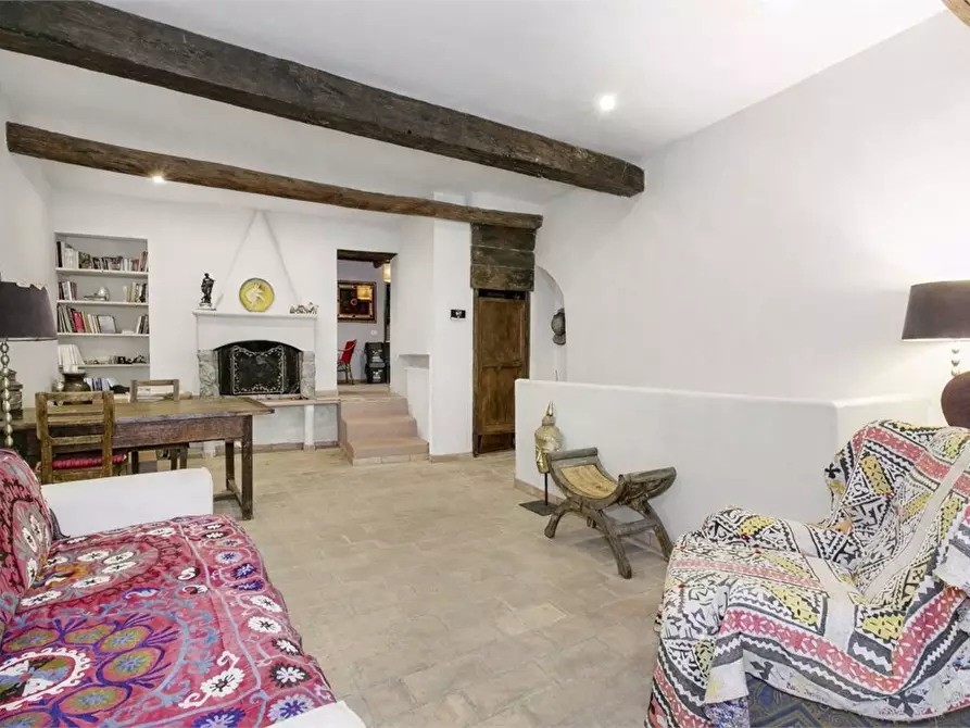 Immagine 1 di Appartamento in vendita  a Sutri