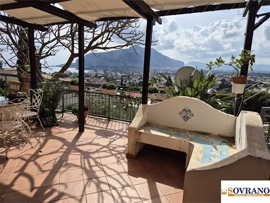 Immagine 3 di Villetta a schiera in vendita  a Palermo