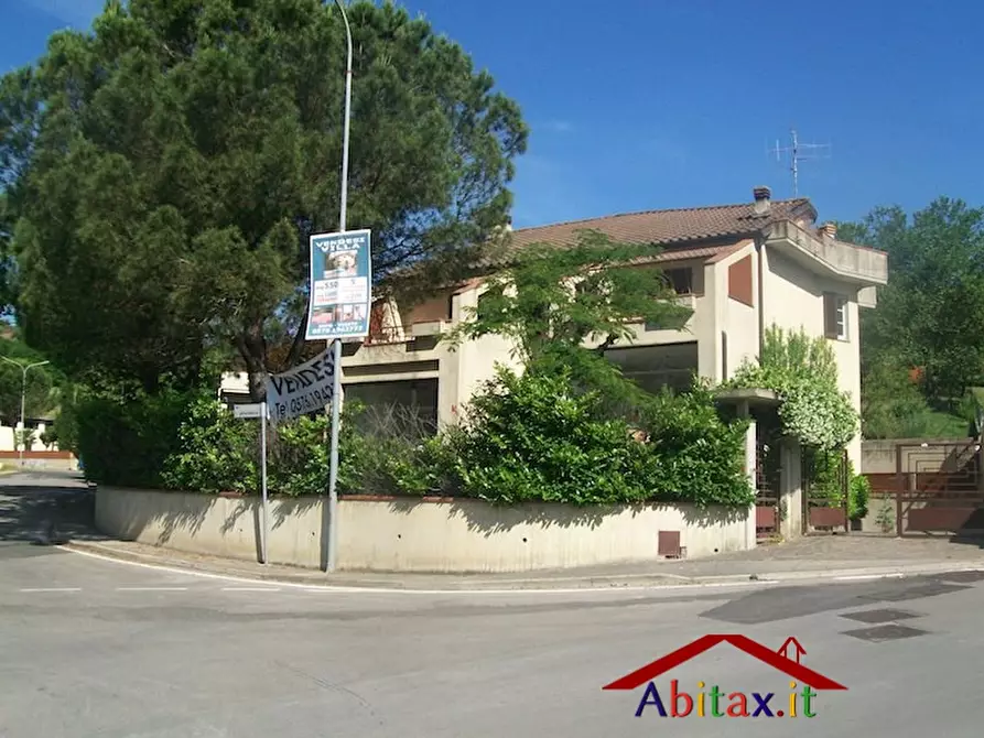 Immagine 4 di Negozio in affitto  1 a Cavriglia