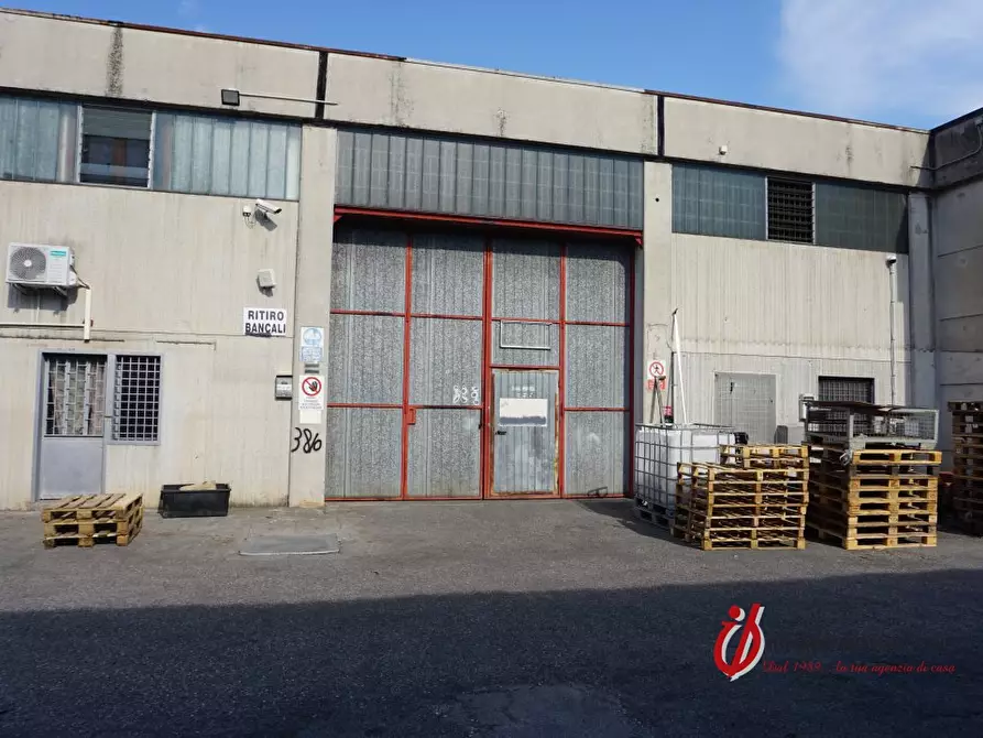 Immagine 3 di Capannone industriale in vendita  38 o a Castel D'azzano