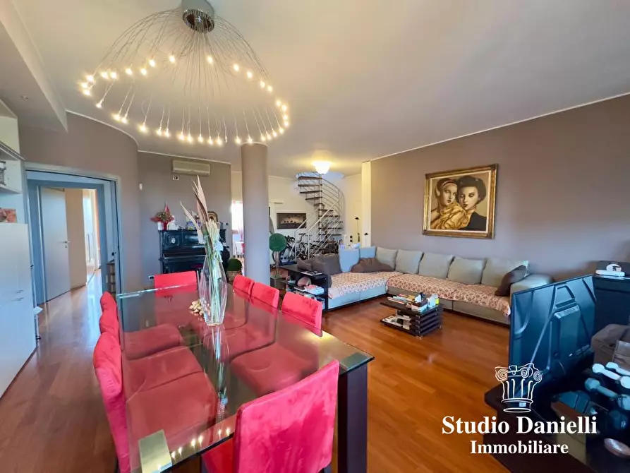 Immagine 5 di Attico in vendita  34 a Monza