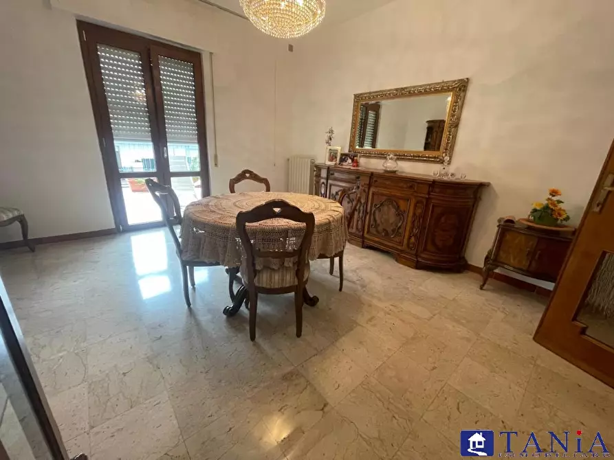 Immagine 3 di Attico in vendita  12 a Carrara