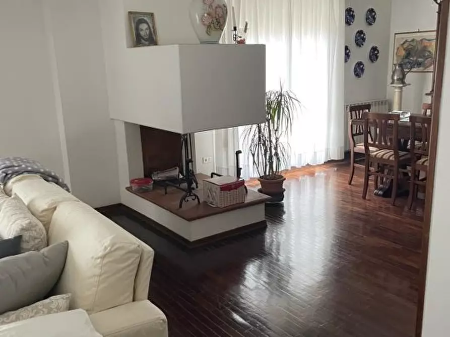 Immagine 7 di Attico in vendita  23 a Carrara