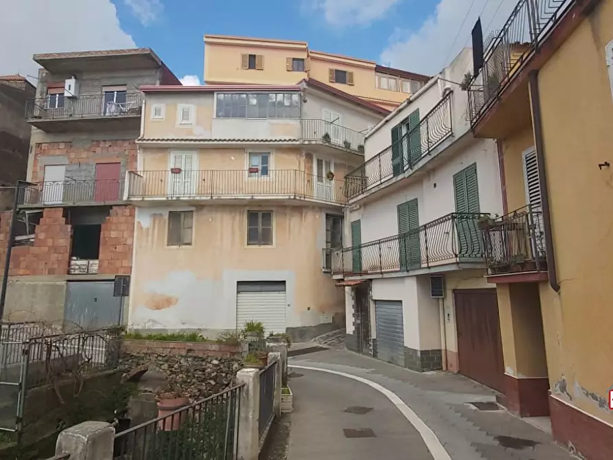 Immagine 1 di Attico in vendita  a Messina