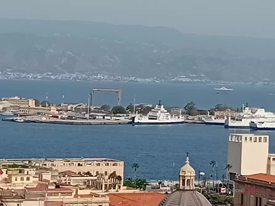 Immagine 2 di Attico in vendita  a Messina