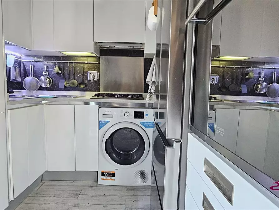 Immagine 10 di Attico in vendita  a Roma