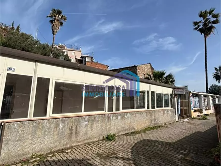 Immagine 3 di Negozio in vendita  a Taormina