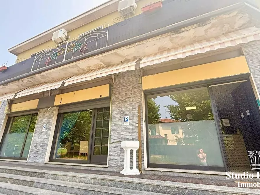 Immagine 5 di Licenza in vendita  a Carate Brianza