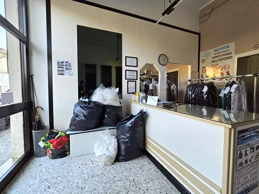 Immagine 3 di Licenza in vendita  a Terni