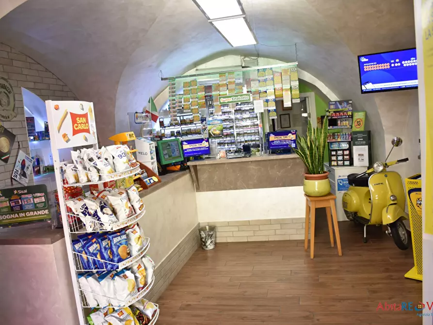 Immagine 7 di Licenza in vendita  23 a Vasto