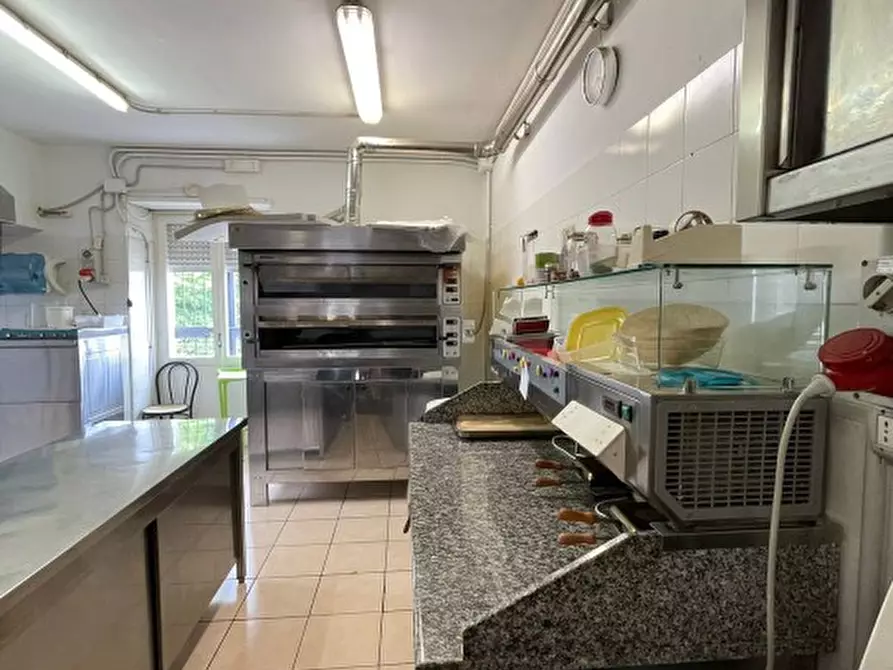 Immagine 10 di Licenza in vendita  4 a Sant'eusanio Del Sangro