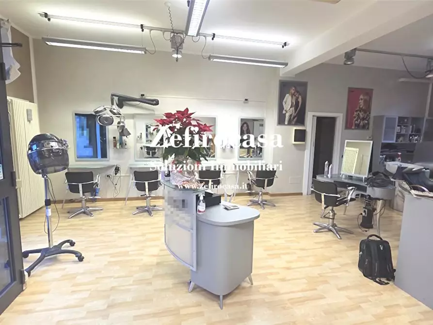 Immagine 1 di Licenza in vendita  a Valsamoggia