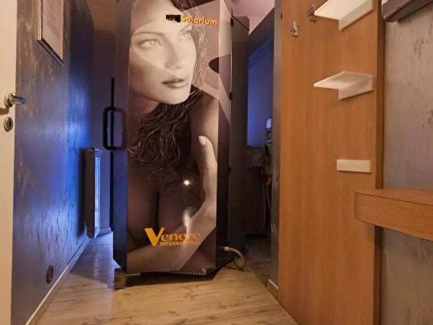 Immagine 2 di Licenza in vendita  a Colle Di Val D'elsa