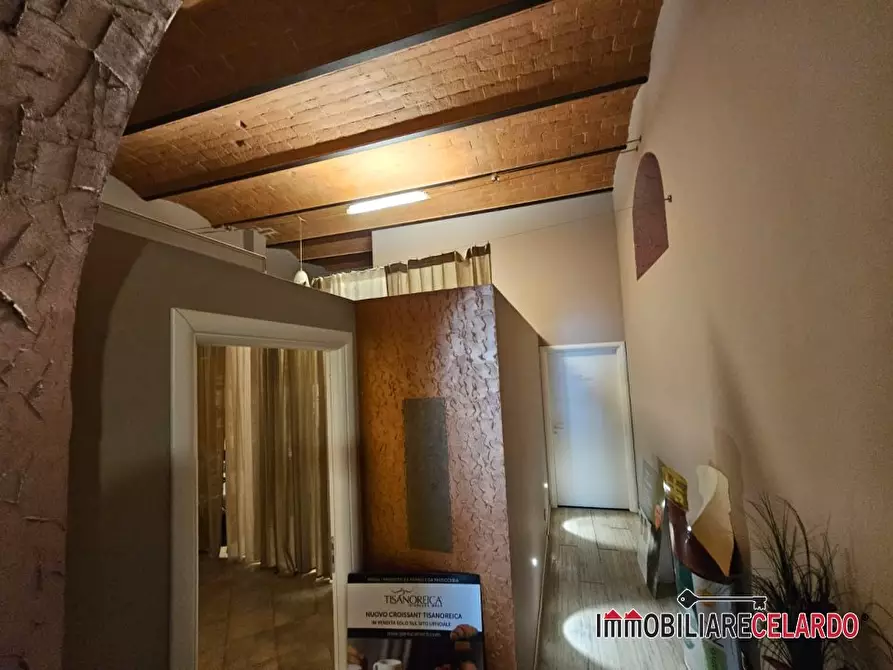 Immagine 4 di Licenza in vendita  a Colle Di Val D'elsa