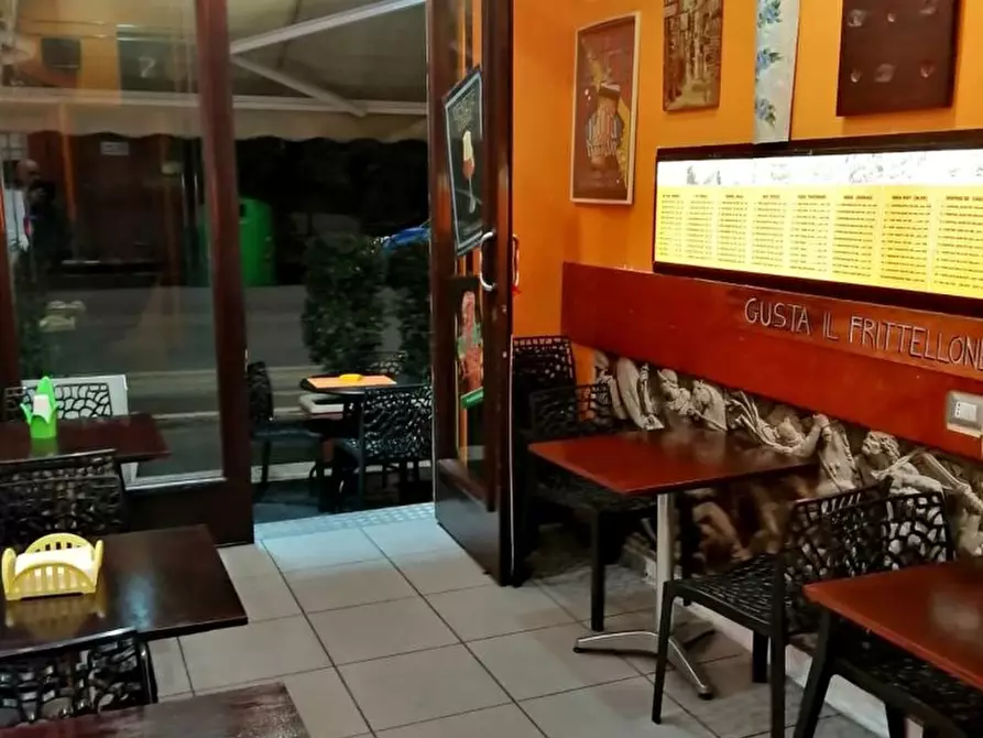 Immagine 5 di Licenza in vendita  a Messina