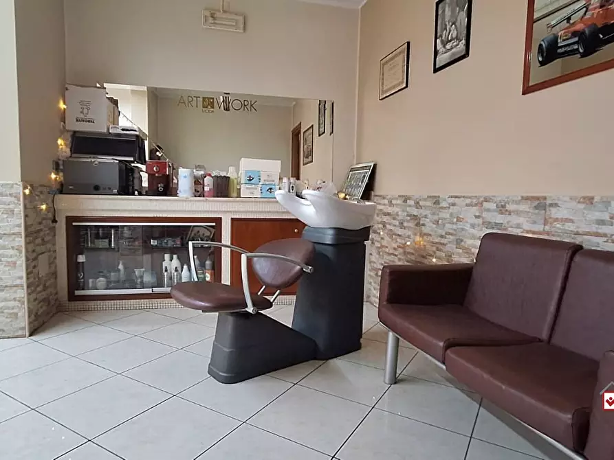 Immagine 9 di Licenza in vendita  a Messina