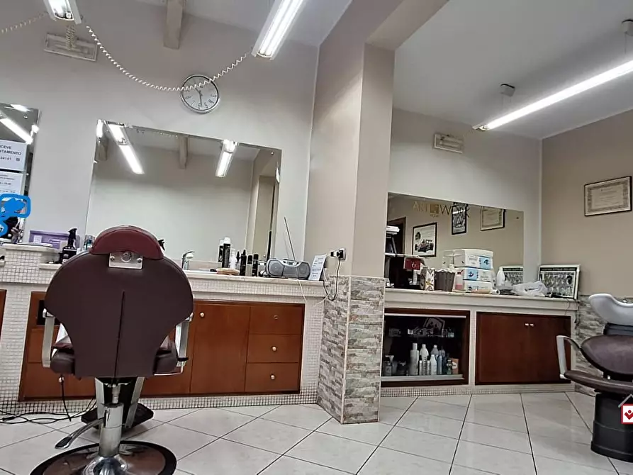 Immagine 3 di Licenza in vendita  a Messina