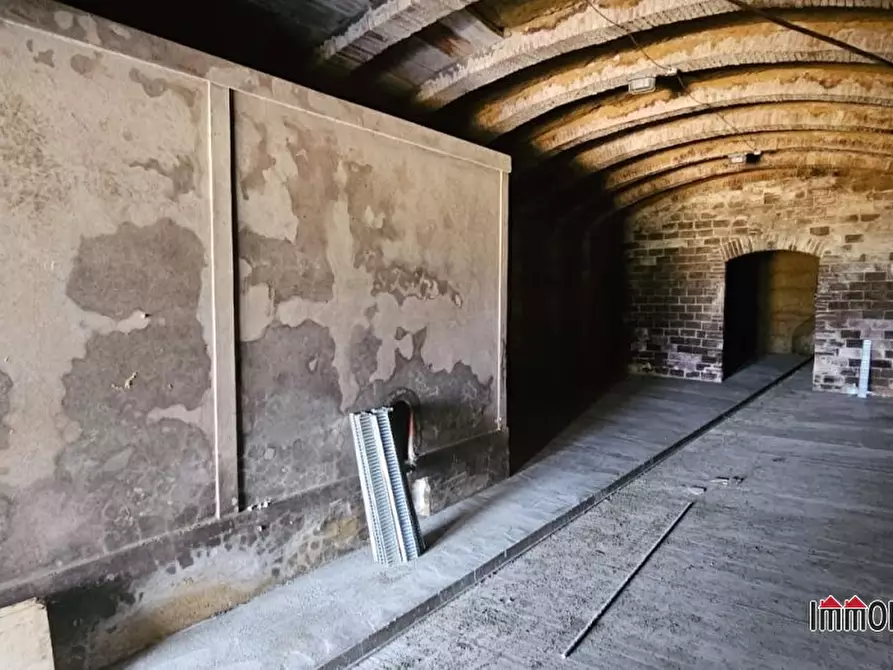 Immagine 8 di Azienda agricola in vendita  a Poggibonsi