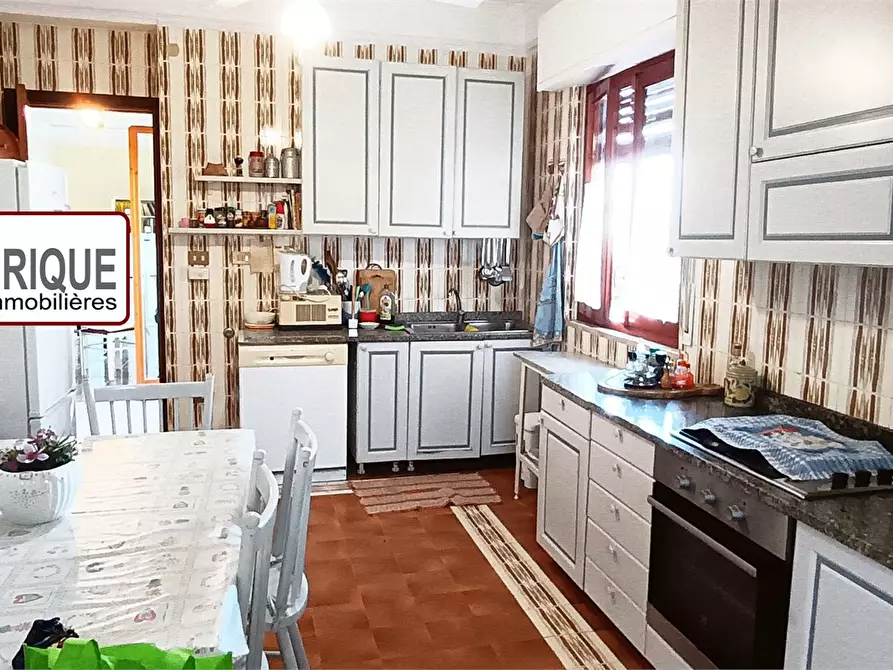 Immagine 9 di Villa in vendita  snc a Altavilla Milicia