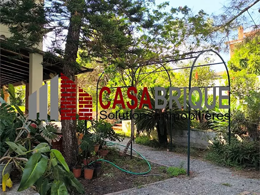 Immagine 8 di Villa in vendita  3 a Casteldaccia