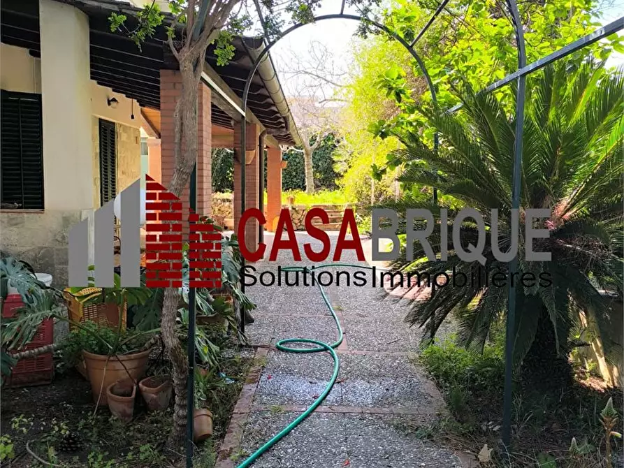 Immagine 9 di Villa in vendita  3 a Casteldaccia