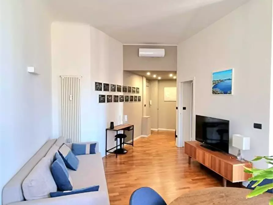 Immagine 2 di Appartamento in vendita  11 a Milano