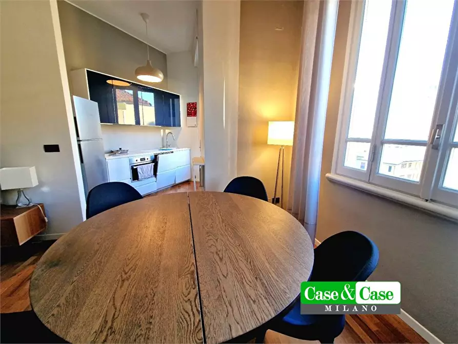 Immagine 6 di Appartamento in vendita  11 a Milano