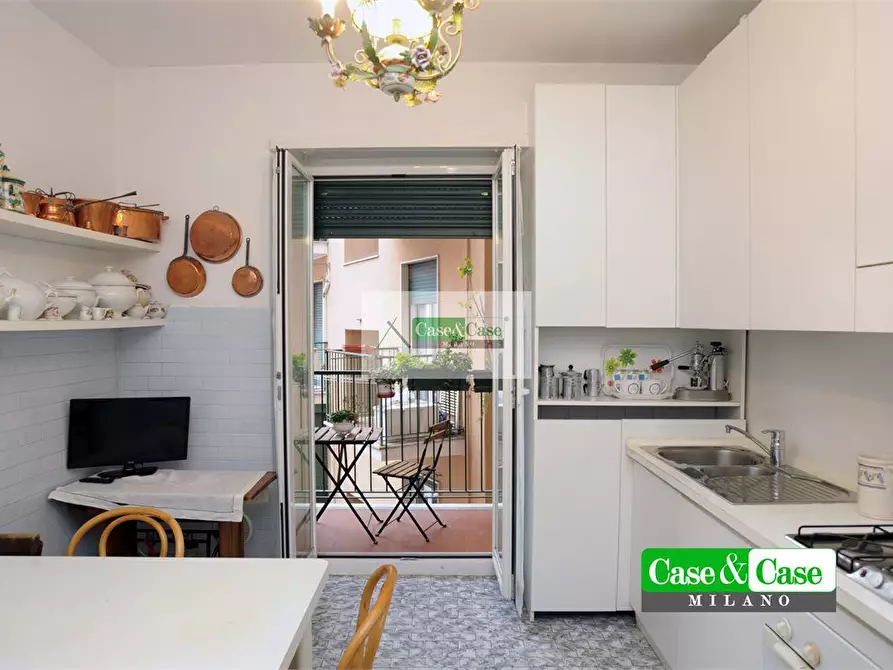 Immagine 2 di Appartamento in vendita  14 a Milano