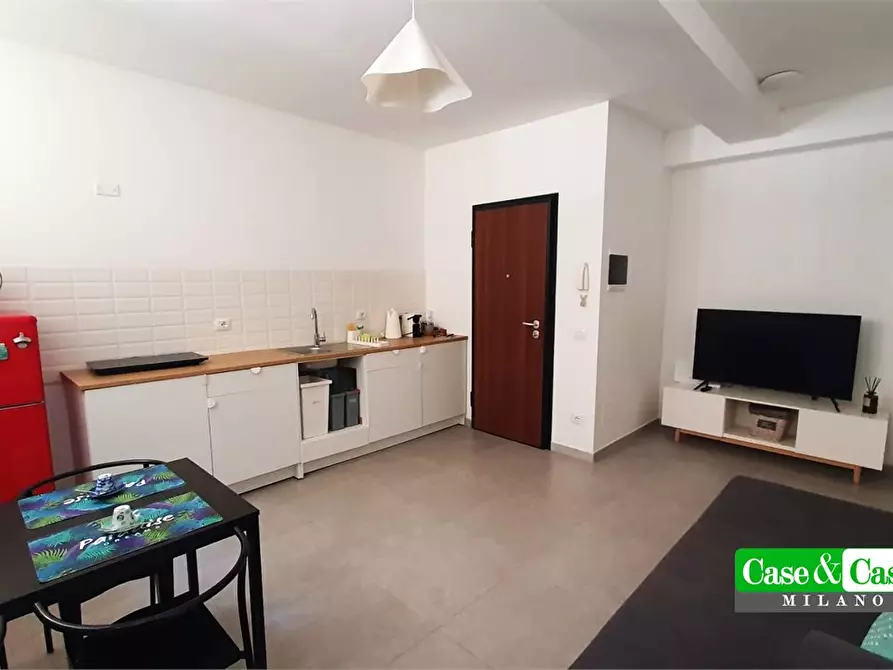 Immagine 5 di Appartamento in vendita  36 a Milano