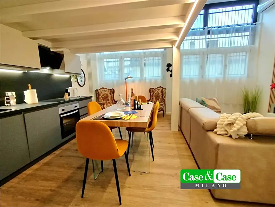 Immagine 3 di Appartamento in vendita  105 a Milano