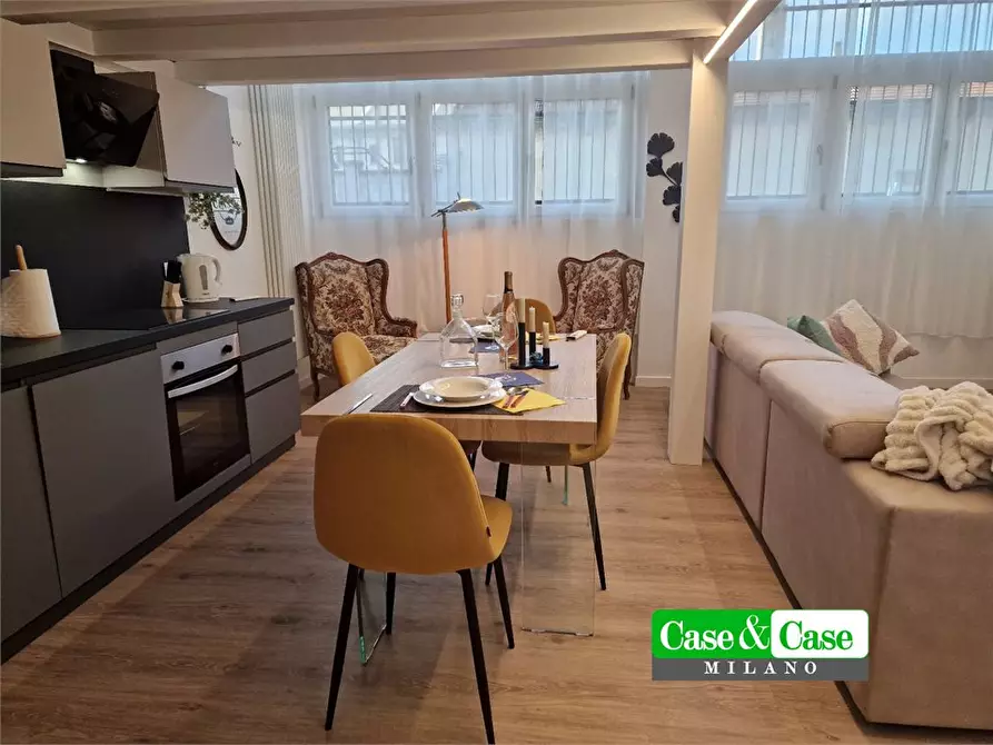 Immagine 5 di Appartamento in vendita  105 a Milano