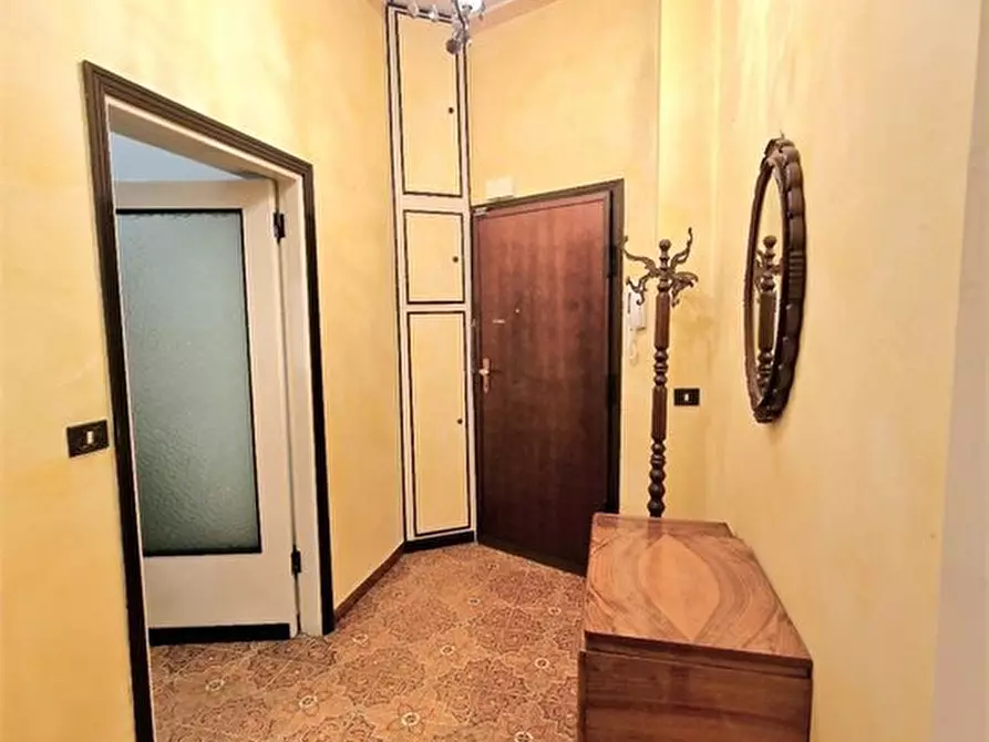 Immagine 4 di Appartamento in vendita  27 a Milano