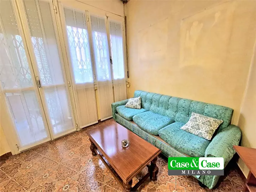 Immagine 10 di Appartamento in vendita  27 a Milano