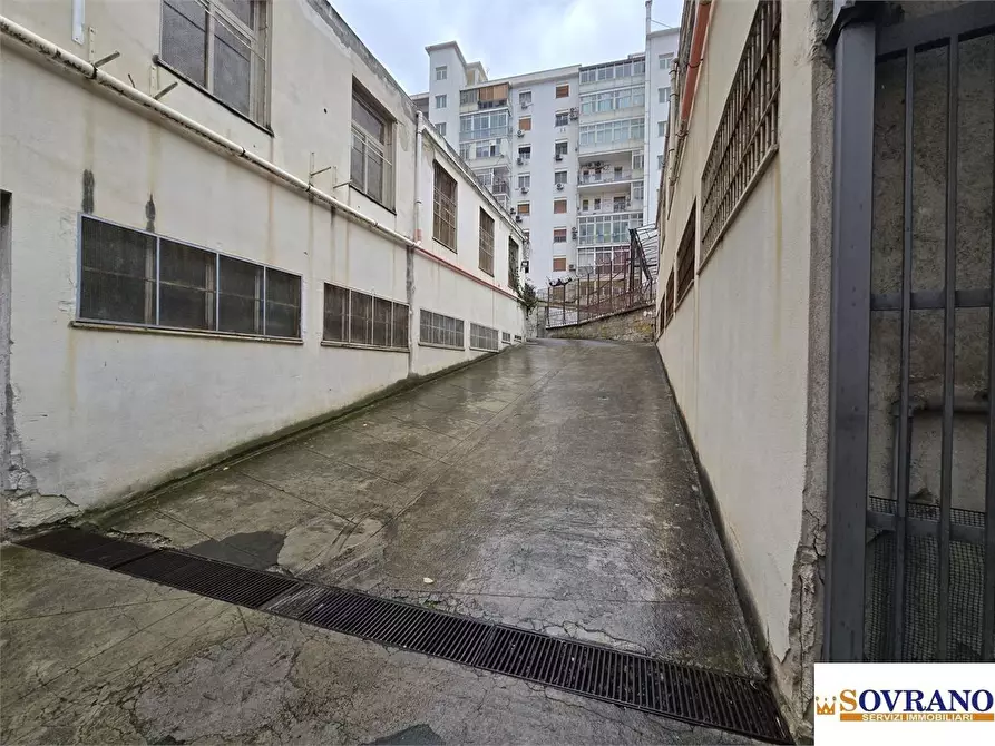 Immagine 5 di Garage in vendita  a Palermo