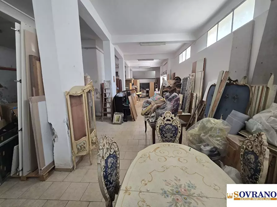 Immagine 10 di Garage in vendita  a Palermo