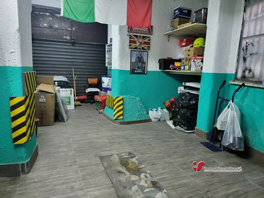 Immagine 4 di Garage in vendita  a Palermo