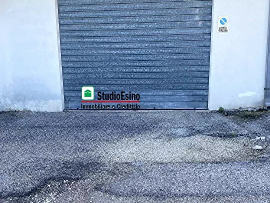 Immagine 5 di Garage in vendita  a Monteprandone