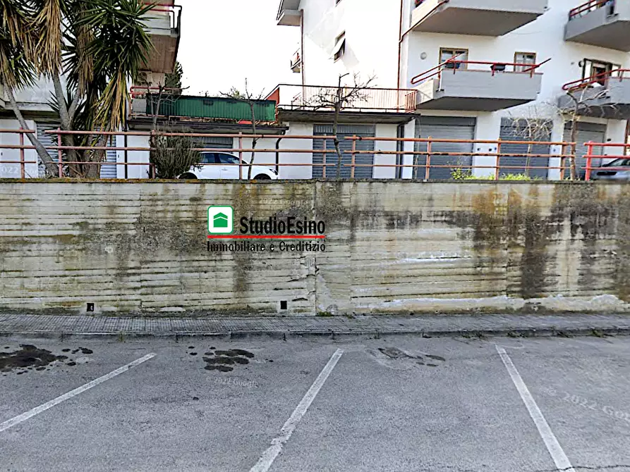 Immagine 4 di Garage in vendita  a Monteprandone