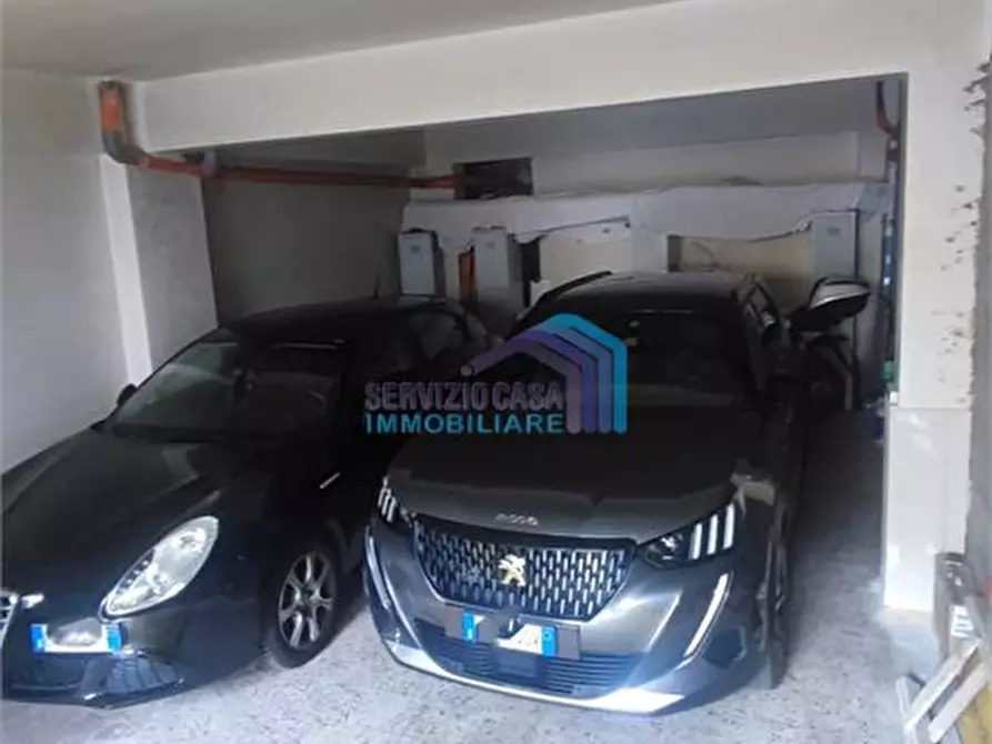 Immagine 5 di Garage in vendita  a Sant'alessio Siculo