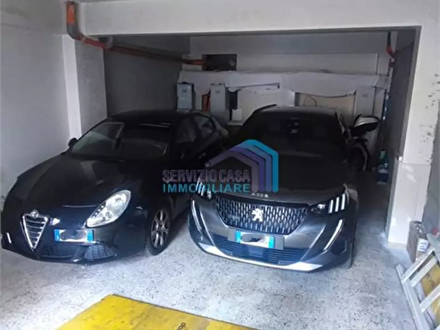 Immagine 6 di Garage in vendita  a Sant'alessio Siculo